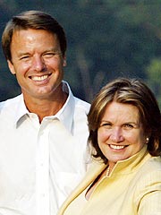 Elizabeth Edwards Diagnosed with Cancer