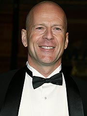 Bruce Willis Offers Land for Local Airport
