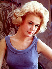 Screen Star Sandra Dee Dies at 62