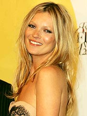 Kate Moss Lands 'Perfect' Contract