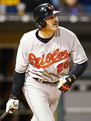 Baseball Star Palmeiro Suspended for Steroids