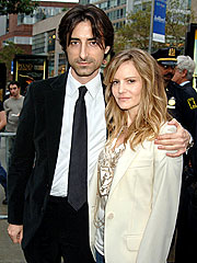 Jennifer Jason Leigh, Director Baumbach Wed