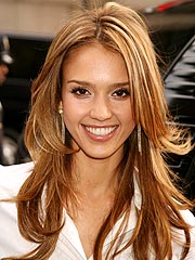 Jessica Alba Says Pregnancy Is 'Awesome'