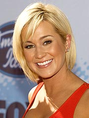 Kellie Pickler Kicks off a Career in Country
