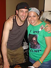 Idol's Elliott Yamin Meets Fan with Leukemia