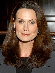Actress Mel Harris Files for Divorce