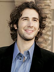 Josh Groban Shares His Dating Woes