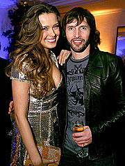 Rep: James Blunt Avoiding Paparazzi During Accident