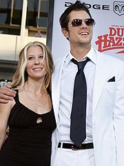 Johnny Knoxville Files for Divorce