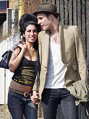 Singer Amy Winehouse Engaged