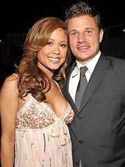 Nick Lachey, Vanessa Minnillo Move In Together