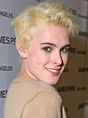 Rumer Willis Goes Platinum – Blonde, That Is