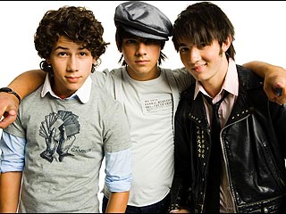 After the Fall: Jonas Brothers Get Love from Akon