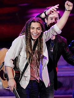 Idol: Jason Castro Waves Goodbye