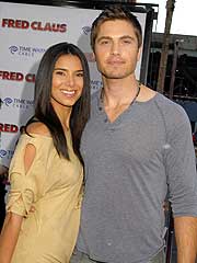 Without a Trace Star Roselyn Sanchez Gets Engaged