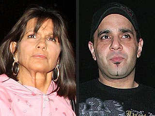 Spears Family in a 'Tug of War' with Sam Lutfi