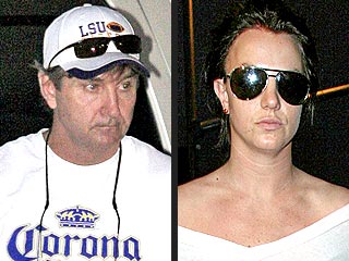 Lawyer: Dad Helping Britney's Bid for Visitation
