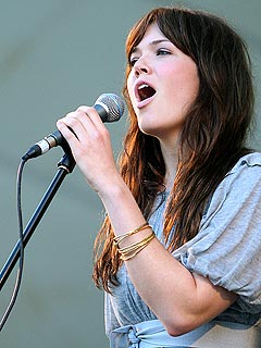 Mandy Moore in Australia & Searching for 'Challenging' Film Role