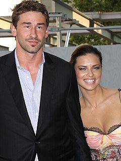 Supermodel Adriana Lima Elopes!