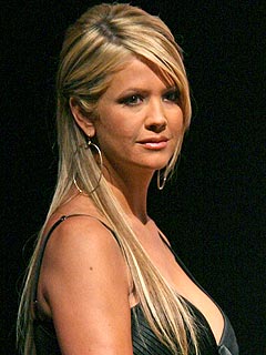 Nancy O'Dell Grieves the Death of Her Mom