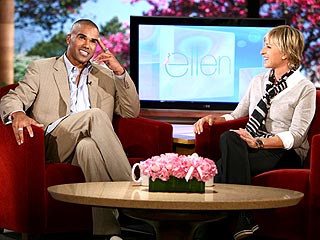 Ellen Plays Matchmaker to Shemar Moore & Jennifer Aniston