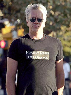 Tim Robbins Hits Snafu at Polling Place