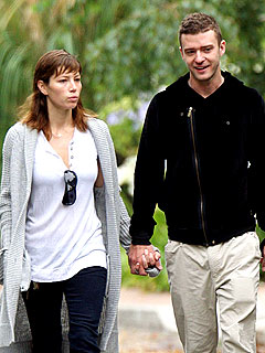 Couples Watch: Justin & Jessica, Reese & Jake . . .
