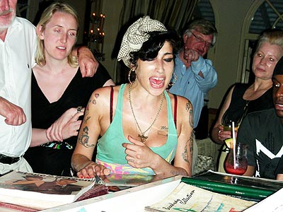 Amy Winehouse Puts on a Show