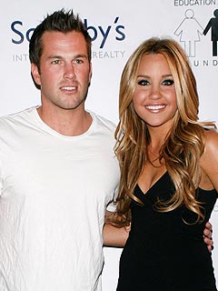 Amanda Bynes and Doug Reinhardt Split