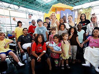 Britney Spears Visits Sick Children in Miami