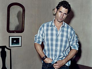 Eric Bana Reveals His Wild Side
