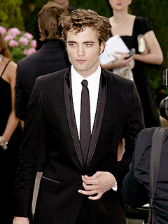 For Sale: Live Kisses from Robert Pattinson