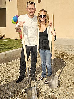 Nicole Richie and Joel Madden Build a Playground
