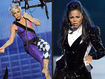 POLL: Which Woman Wowed at the VMAs?
