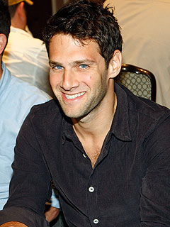 Hangover Star to Debut on Broadway