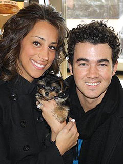 Kevin Jonas's Romantic Sushi Dinner