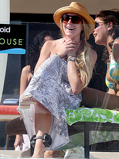 How Can Lindsay Lohan Make Money off Her Alcohol-Monitoring Anklet?