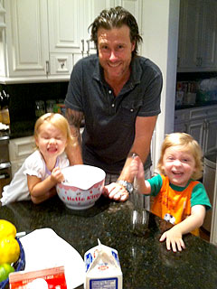 Dean McDermott Treats His Kids to Homemade Ice Cream Party