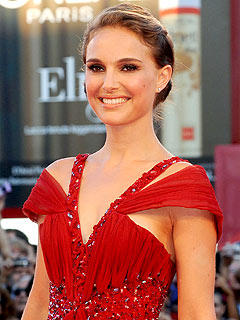 Natalie Portman Generates Oscar Buzz for Racy Role
