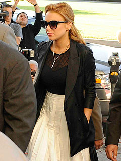 Lindsay Lohan Arrives at Court