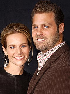 Glee Star Jessalyn Gilsig Files for Divorce