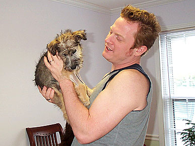 Country Singer Jace Everett's Dog Helps Out in the Recording Studio