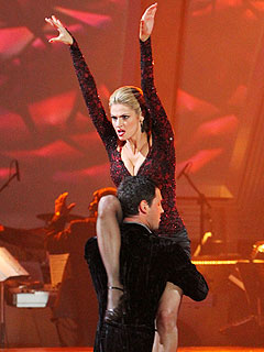 Erin Andrews: Maks Was Nervous About Her Leap Onto His Shoulders