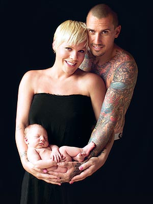 Pink, Carey Hart Share Willow Baby Photo