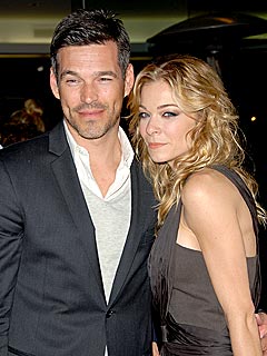 Celeb Sightings: LeAnn Rimes, Jessica Szohr, Jenny McCarthy, Vanessa Hudgens