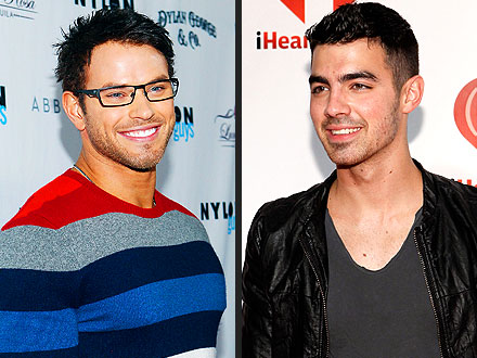 Kellan Lutz Parties Alongside Joe Jonas at New Club