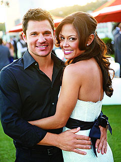 Vanessa Lachey Jokes: Nick Would Be Willing to Nurse