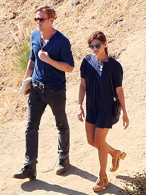 Eva Mendes, Ryan Gosling Hike Together