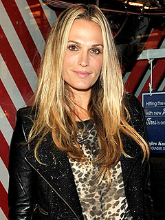 Molly Sims: Newlywed Cooking Lessons