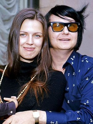 Roy Orbison's Widow Barbara Dies at 60